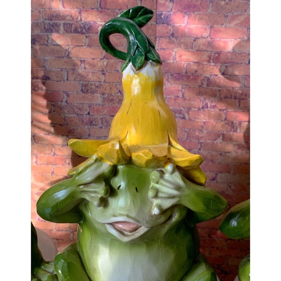 Set of 3 Spring/Summer Frog Figurines - Picture 5 of 9